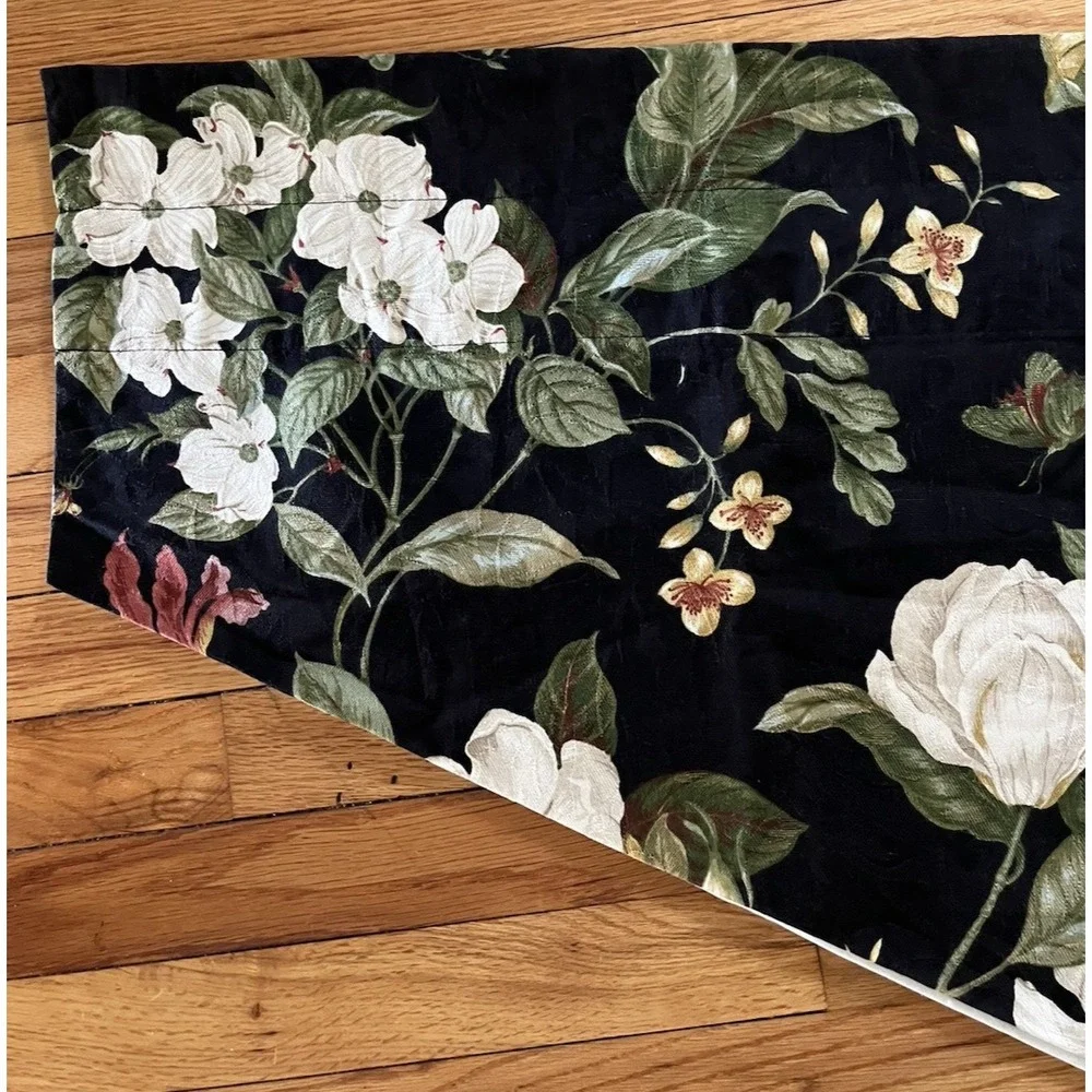 Waverly Williamsburg Garden Magnolia Black Ascot Valance Dogwood V Shape Floral